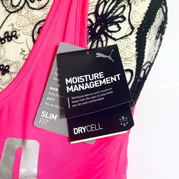 BNWT Puma RTG Drycell RB Fitted Tank Top in Glowing Pink.
Slim Fit.
Size M - Picture 2 of 6